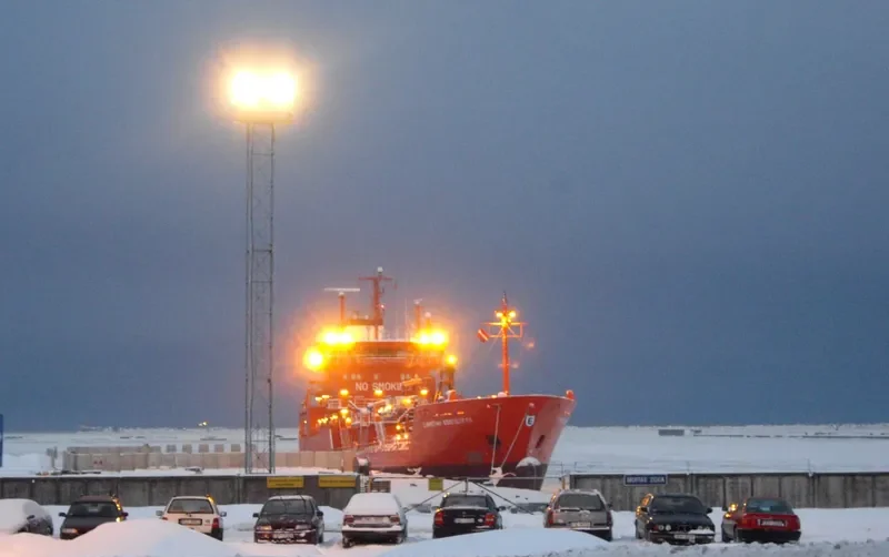 CHRISTIAN ESSBERGER Tanker IMO 9212498 photo 3
