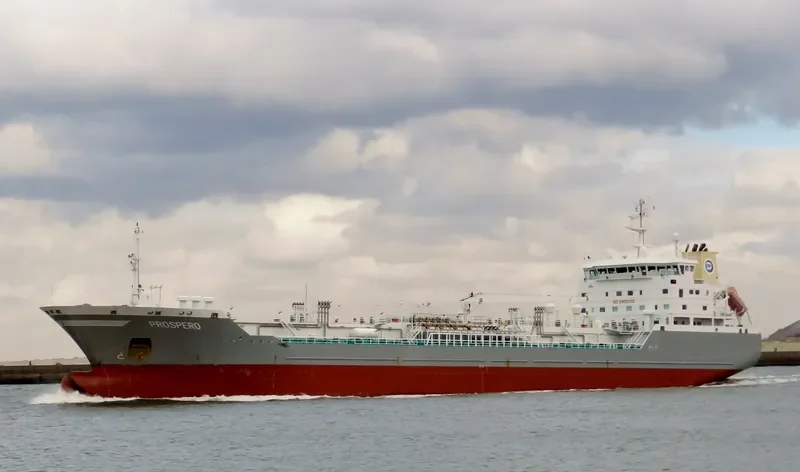 GRIYA JAWA Tanker IMO 9212589 photo 10