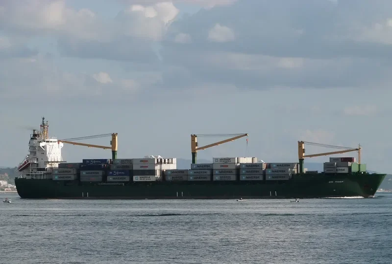 MERATUS JIMBARAN Container Ship IMO 9213105 photo 6
