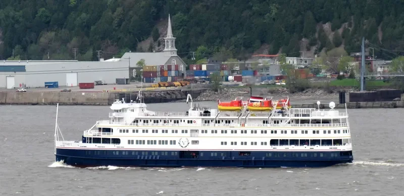VICTORY I Passenger Ship IMO 9213129 photo 2