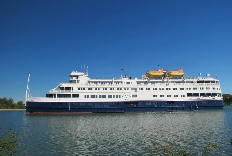 VICTORY I Passenger Ship IMO 9213129 photo 9
