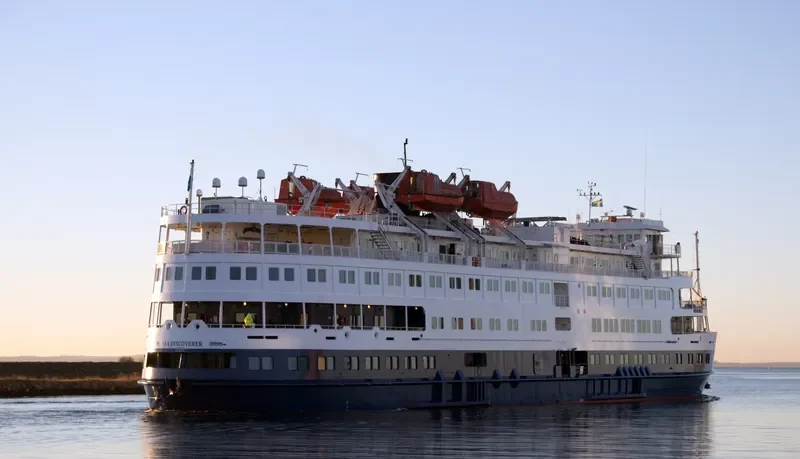 VICTORY II Passenger Ship IMO 9213131 photo 2