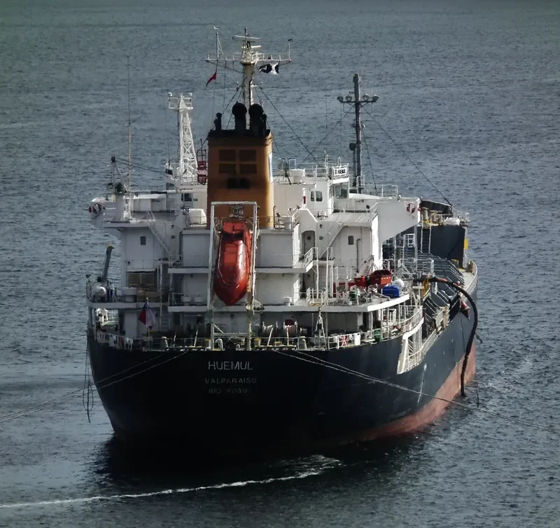 NEW WINNER Tanker IMO 9213193 photo 2