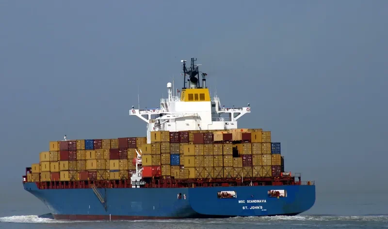 MARE ATLANTICUM Container Ship IMO 9213272 photo 2