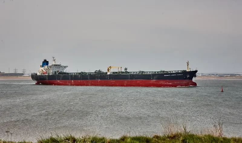 KARMA Tanker IMO 9213301 photo 5