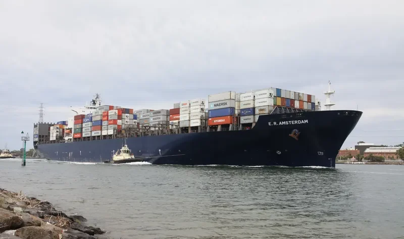 AMSTERDAM Container Ship IMO 9213571 photo 2
