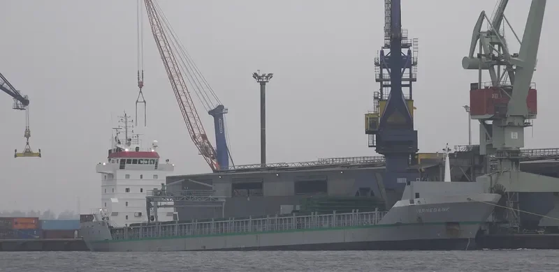 VARNEBANK Container Ship IMO 9213739 photo 3