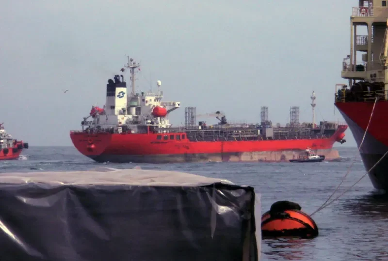 BOW CONDOR Tanker IMO 9214032 photo 4