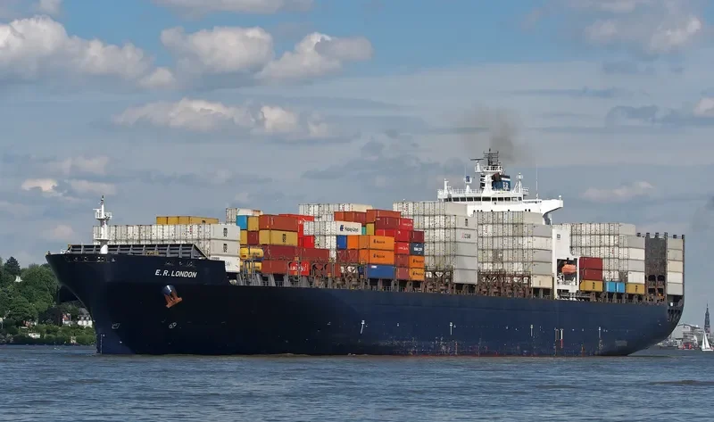 E.R LONDON Container Ship IMO 9214202 photo 5
