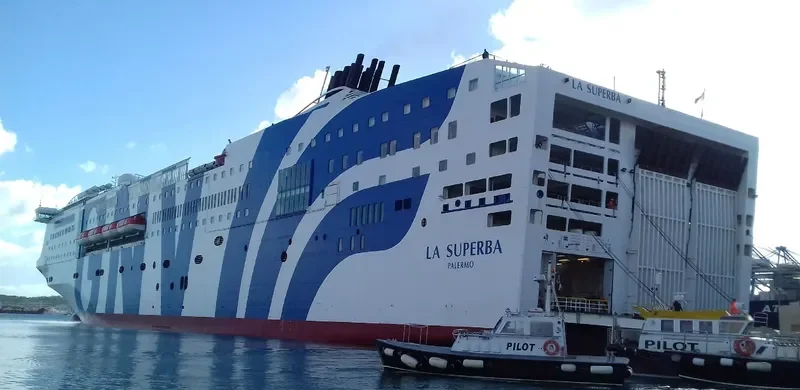 LA SUPERBA Ro-Ro IMO 9214276 photo 9