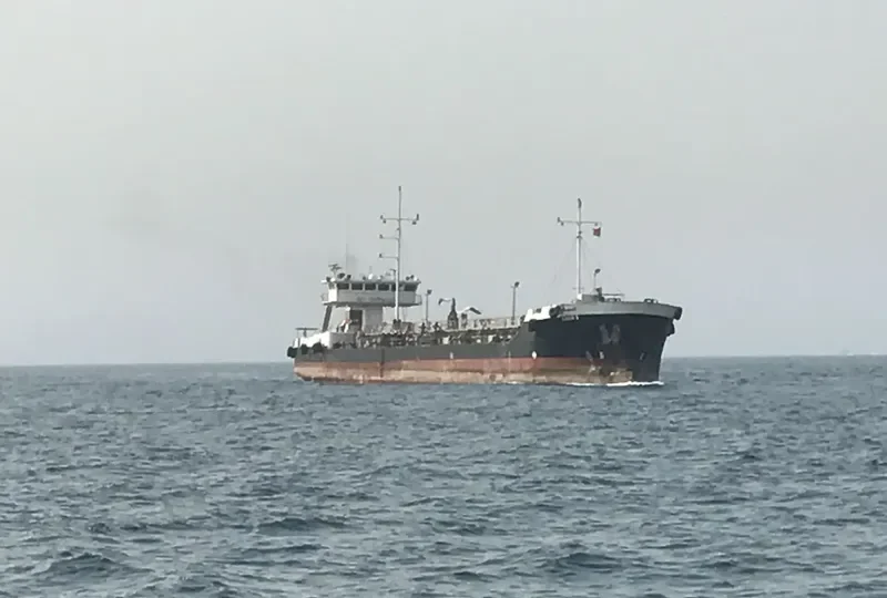 AL BARQ AL SAUDI Tanker IMO 9215024 photo 2