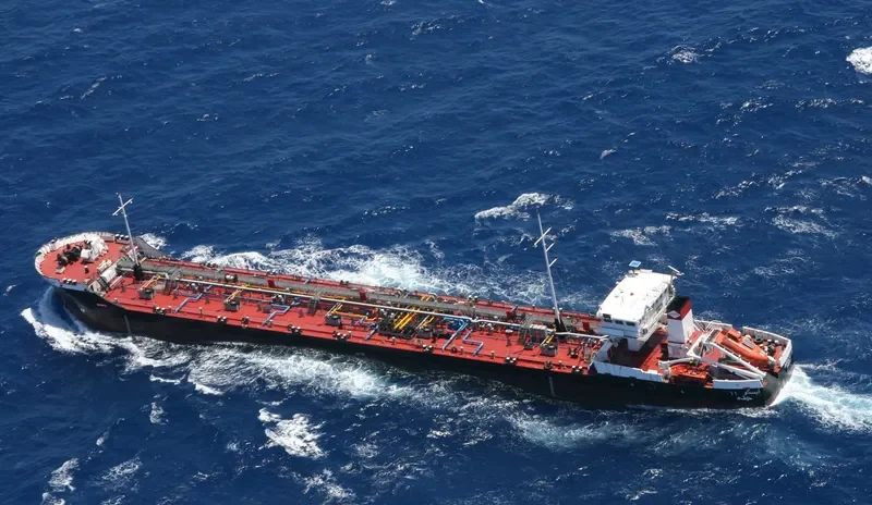 AL BARQ AL SAUDI Tanker IMO 9215024 photo 4