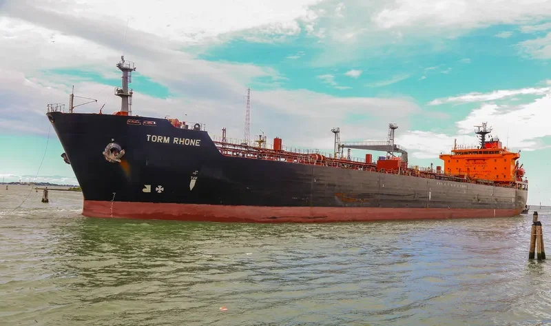 RHONE Tanker IMO 9215086 photo 5