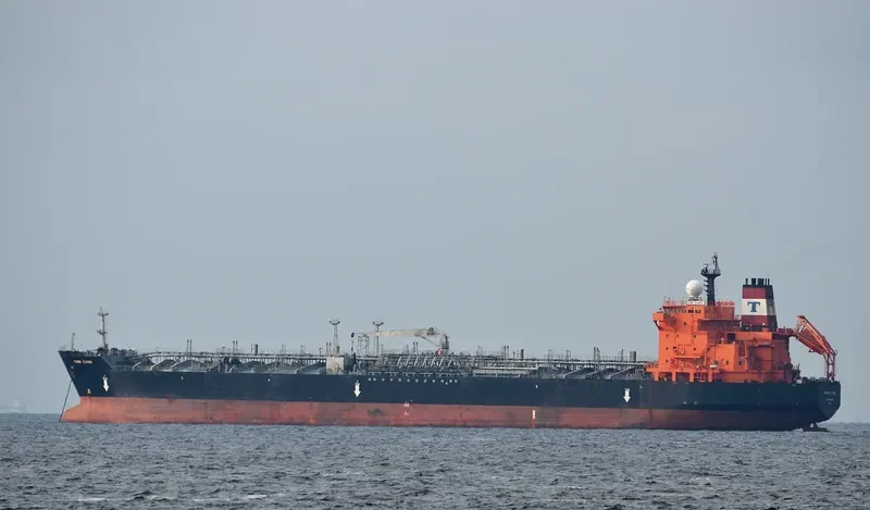 MYRI JOY Tanker IMO 9215098 photo 8