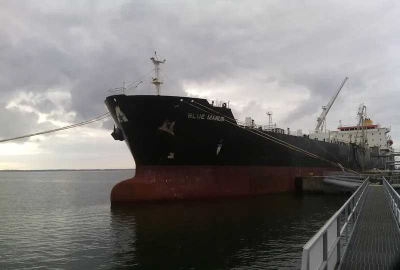 BLUE MARLIN Tanker IMO 9215115 photo 10