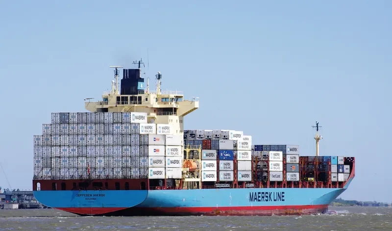 JEPPESEN MAERSK Container Ship IMO 9215165 photo 2