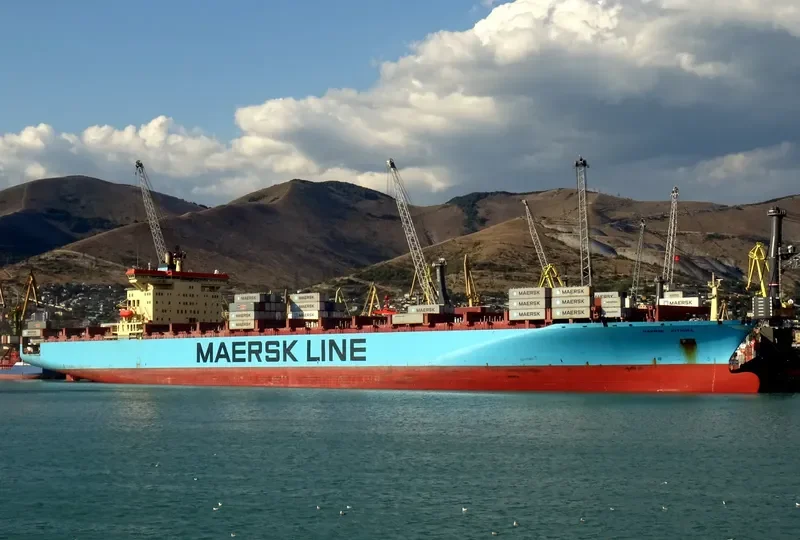 W KITHIRA Container Ship IMO 9215323 photo 3
