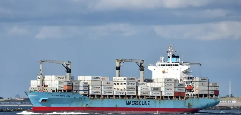 MAERSK NEWCASTLE Container Ship IMO 9215878 photo 3