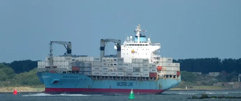 MAERSK NEWCASTLE Container Ship IMO 9215878 photo 7