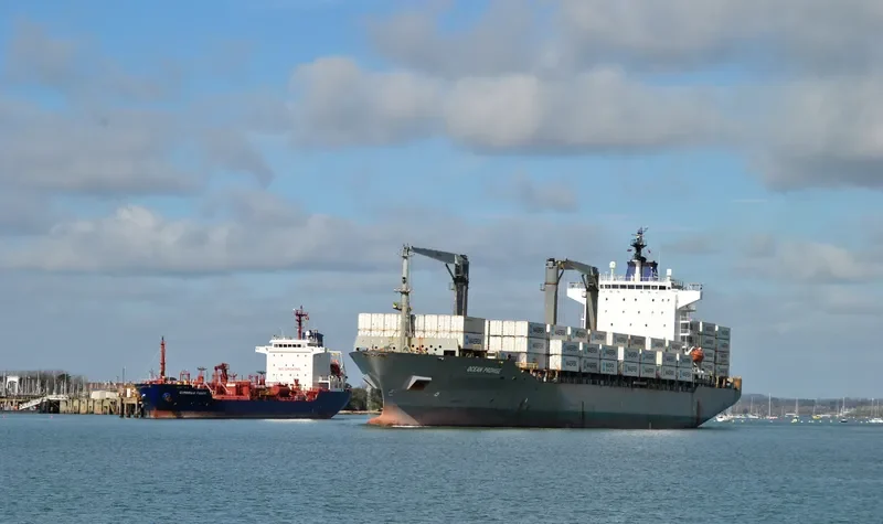 MSC ELIZABETH III Container Ship IMO 9215892 photo 7