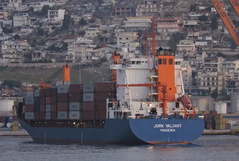 JORK VALIANT Container Ship IMO 9216107 photo 8