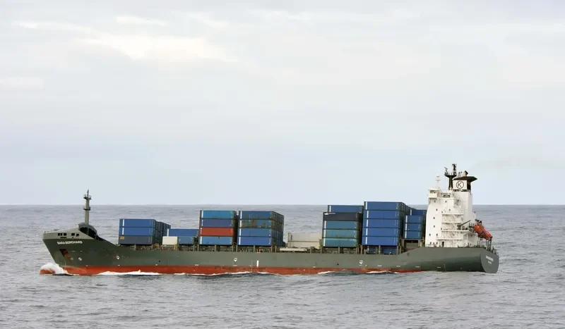 LANTAU ACE Container Ship IMO 9216353 photo 9