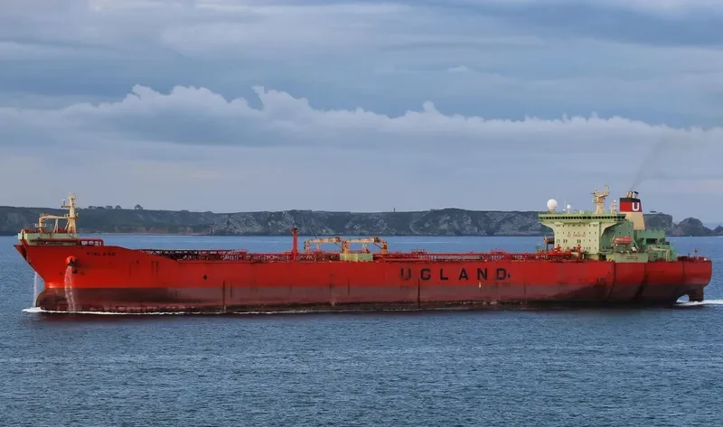 VINLAND Tanker IMO 9216389 photo 9
