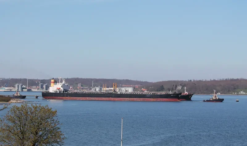 EQUALITY Tanker IMO 9216547 photo 9