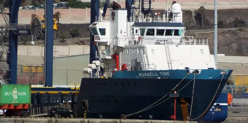 RUSSELL Offshore Vessel IMO 9216664
