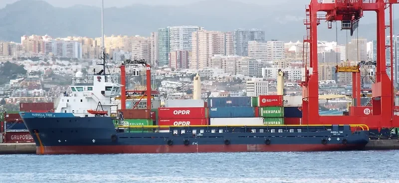 RUSSELL Offshore Vessel IMO 9216664 photo 2
