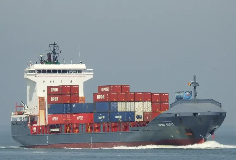 TANG SHAN GANG JI 1 Container Ship IMO 9216858 photo 3