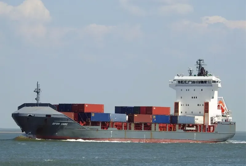 TANG SHAN GANG JI 1 Container Ship IMO 9216858 photo 4
