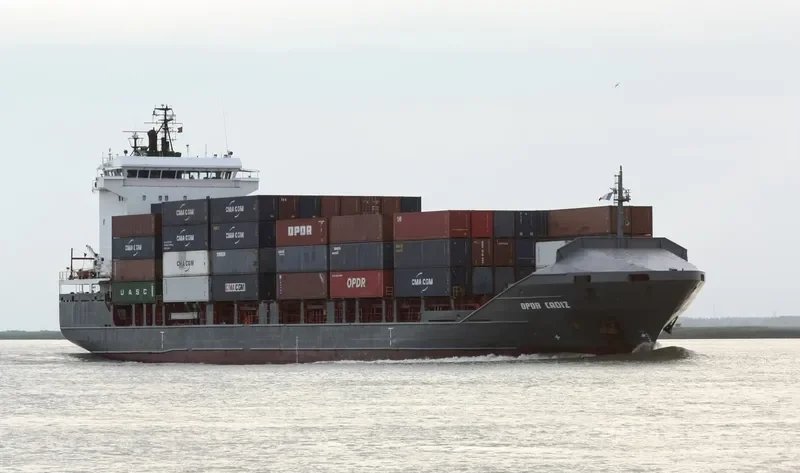 TANG SHAN GANG JI 1 Container Ship IMO 9216858 photo 10