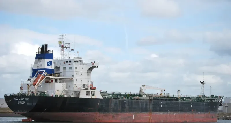 ELKA ANGELIQUE Tanker IMO 9216913 photo 9