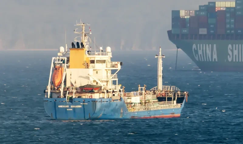 NIKOLAY SHALAVIN Tanker IMO 9217321 photo 2