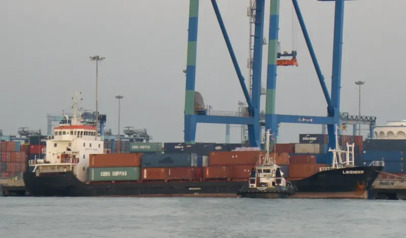 ICON PERDANA Container Ship IMO 9217371 photo 4
