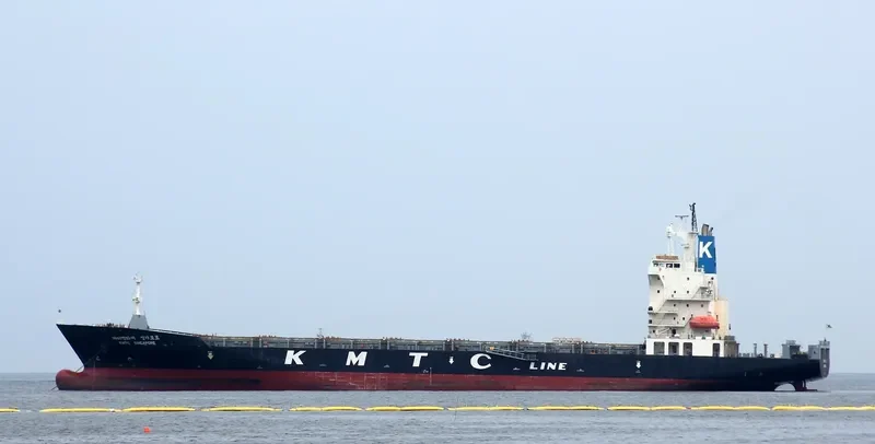 KMTC SINGAPORE Container Ship IMO 9217412 photo 8