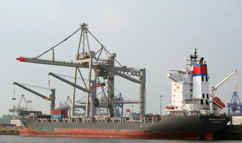 ALTONIA Container Ship IMO 9217553 photo 2