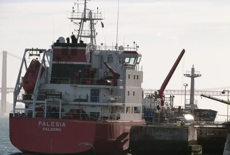 FALESIA Tanker IMO 9217890 photo 5