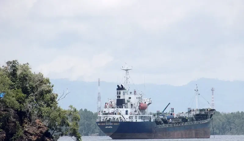 SUCCESS VICTORY XXXIV Tanker IMO 9218090 photo 9
