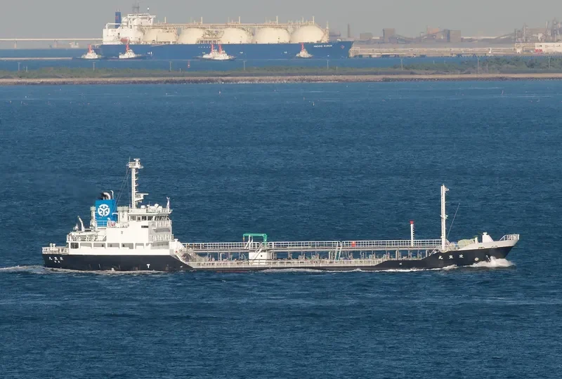 EIHO MARU Tanker IMO 9218105 photo 5