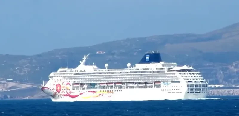 NORWEGIAN SUN Passenger Ship IMO 9218131 photo 5