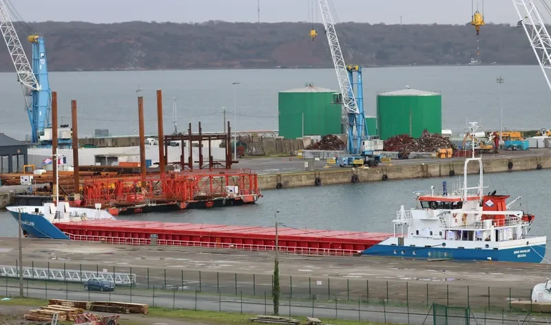 EEMS TRAVELLER General Cargo IMO 9218234 photo 2
