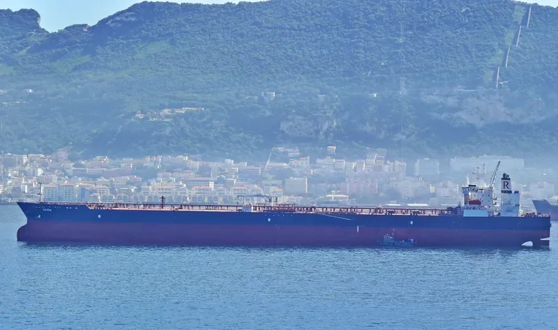 DEVON Tanker IMO 9218454 photo 5
