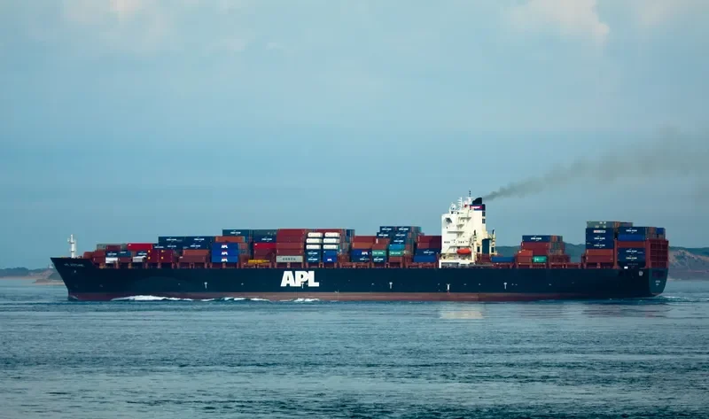 APL SCOTLAND Container Ship IMO 9218662 photo 5