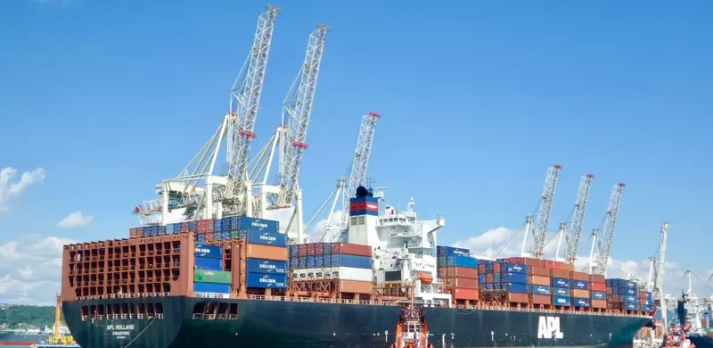 APL HOLLAND Container Ship IMO 9218674 photo 4