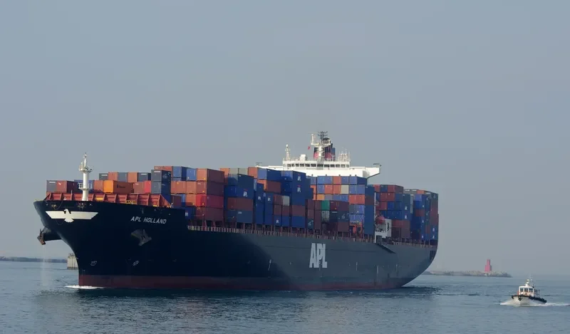 APL HOLLAND Container Ship IMO 9218674 photo 8