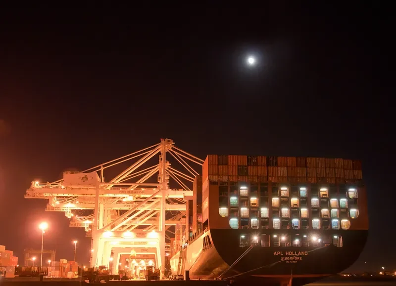 APL HOLLAND Container Ship IMO 9218674 photo 9