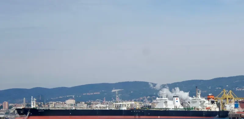 EAGLE BRENDA Tanker IMO 9219056 photo 5