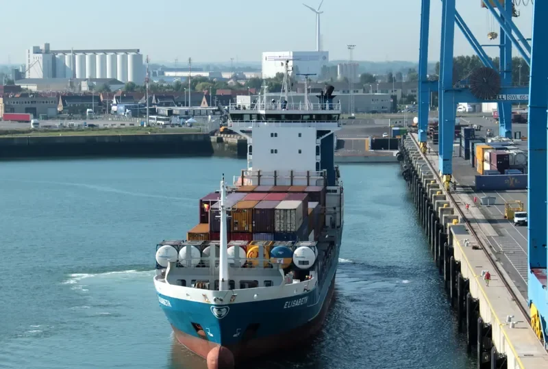 ELISABETH Container Ship IMO 9219862 photo 3